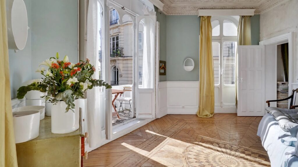 paris apartment