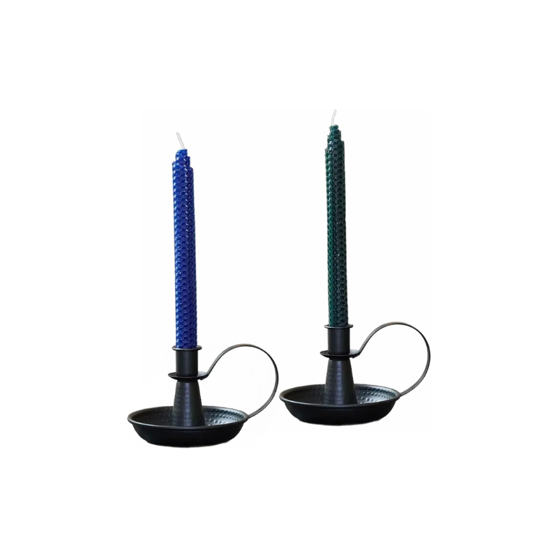 this is an image of candlesticks